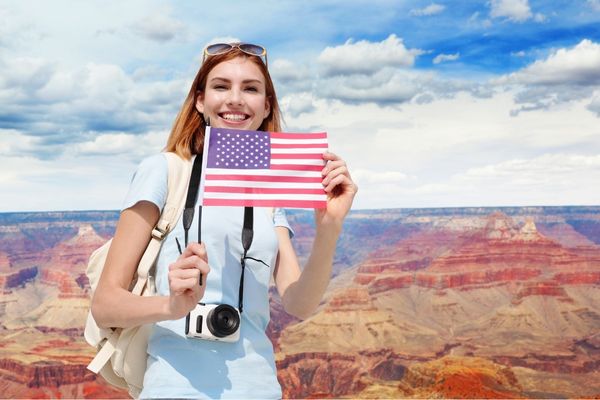 USA traveler at the Grand Canyon